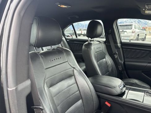 Used 2013 Ford Taurus SHO image 23