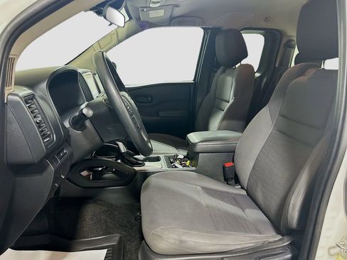 Used 2023 Nissan Frontier S w/ Technology Package AWD/4WD image 17