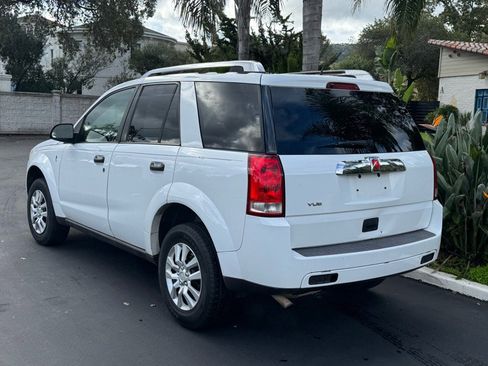 Used 2006 Saturn Vue 2WD image 3