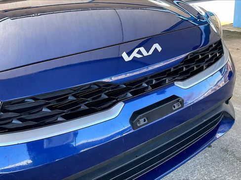 Used 2024 Kia Forte LXS w/ LXS Technology Package image 28