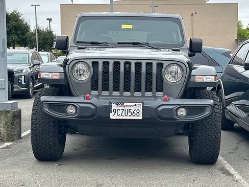 Used 2022 Jeep Wrangler Rubicon AWD/4WD image 3