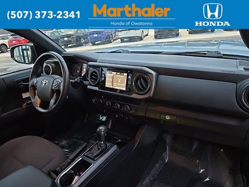 Used 2019 Toyota Tacoma SR image 20