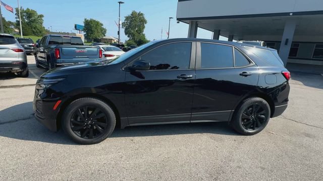 Used 2024 Chevrolet Equinox LS w/ Midnight Edition FWD image 5