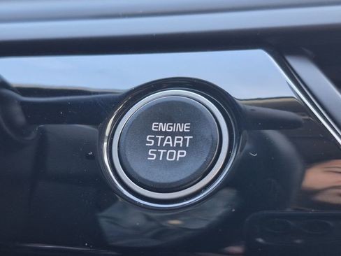 Used 2024 Kia Seltos S image 28