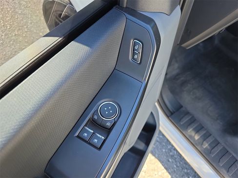 Used 2025 Ford F150 XL image 18