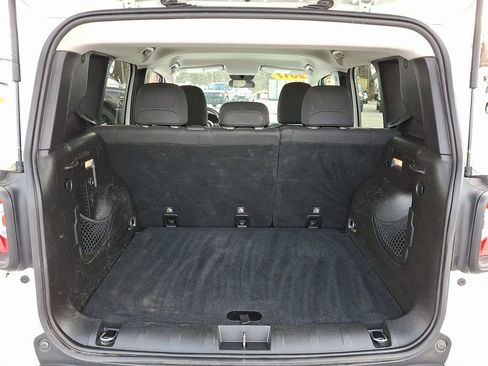 Used 2017 Jeep Renegade Sport w/ Power & Air Group image 31