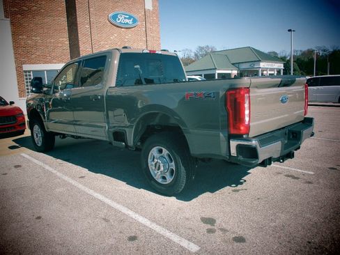 New 2026 Ford F250 XLT w/ FX4 Off-Road Package AWD/4WD image 19