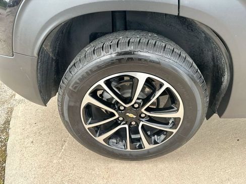 Used 2025 Chevrolet TrailBlazer LT AWD/4WD image 46