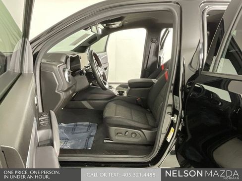 Used 2023 Chevrolet Colorado Z71 w/ Z71 Convenience Package 2 AWD/4WD image 12