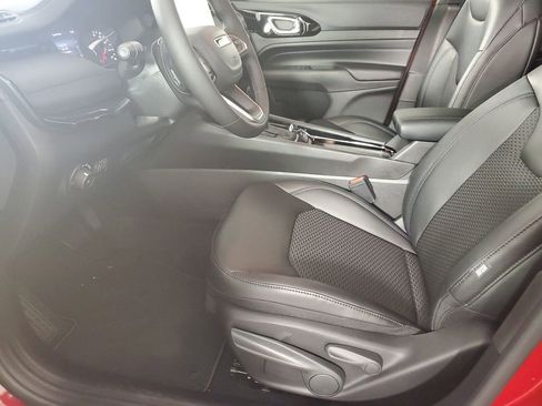 New 2026 Jeep Compass Latitude AWD/4WD image 11