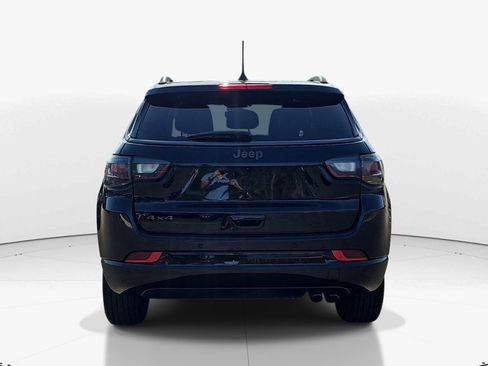 Used 2022 Jeep Compass High Altitude AWD/4WD image 4