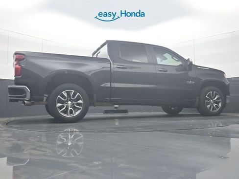 Used 2022 Chevrolet Silverado 1500 LT w/ Convenience Package II RWD image 33