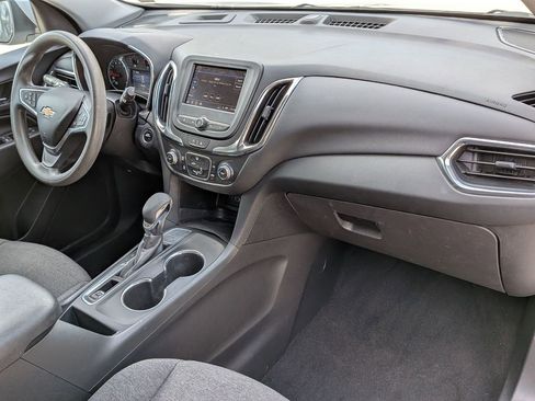 Used 2022 Chevrolet Equinox LT FWD image 26