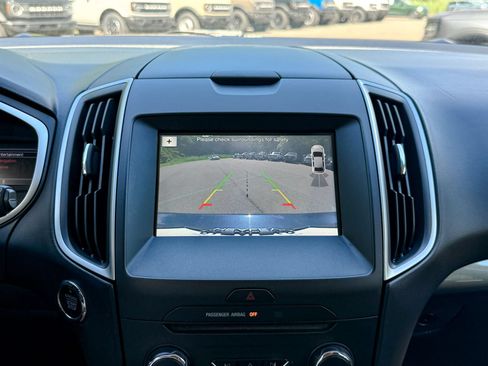 Used 2017 Ford Edge SEL w/ Equipment Group 201A AWD/4WD image 22