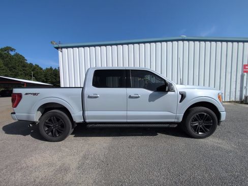 Used 2022 Ford F150 XLT w/ Equipment Group 302A High AWD/4WD image 9
