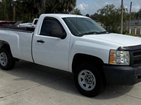 Used 2010 Chevrolet Silverado 1500 W/T RWD image 5