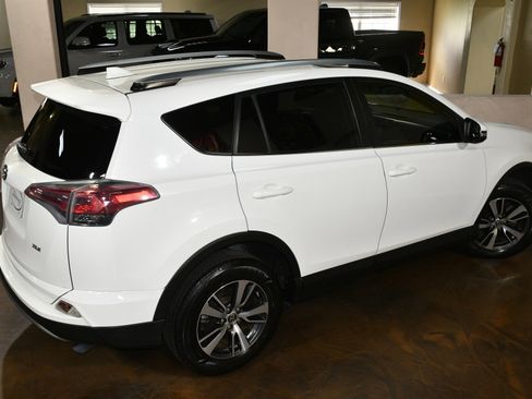 Used 2017 Toyota RAV4 XLE image 79