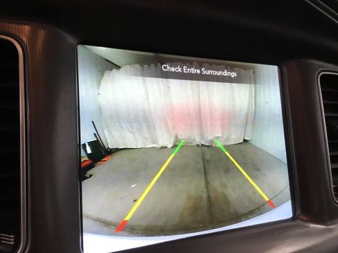 Used 2023 Dodge Charger SXT RWD image 10