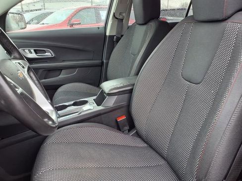 Used 2017 Chevrolet Equinox LT w/ Convenience Package image 3