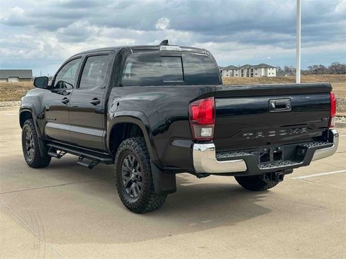 Used 2023 Toyota Tacoma SR5 image 7