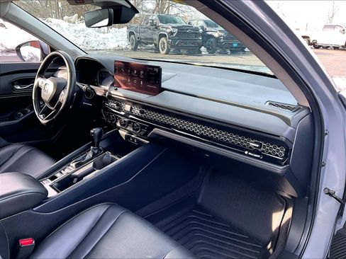 Used 2024 Honda Accord EX-L image 21