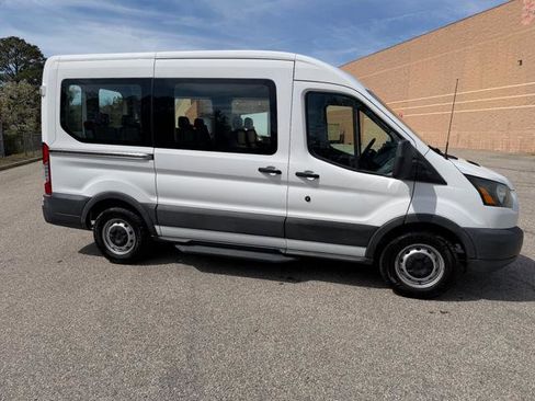 Used 2017 Ford Transit 150 XL image 33