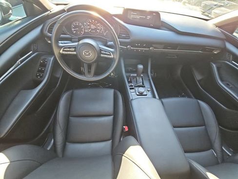 Used 2023 MAZDA MAZDA3 s image 13