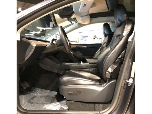 Used 2024 Tesla Model Y Long Range image 19