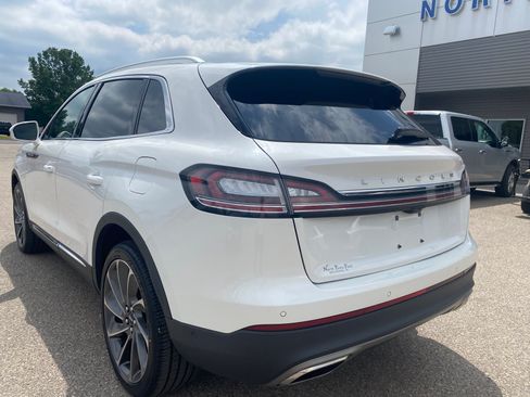 Used 2021 Lincoln Nautilus Reserve w/ Equipment Group 201A AWD/4WD image 8