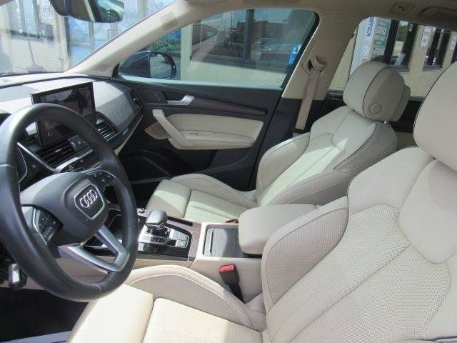 Used 2021 Audi Q5 Prestige w/ Prestige Package AWD/4WD image 20