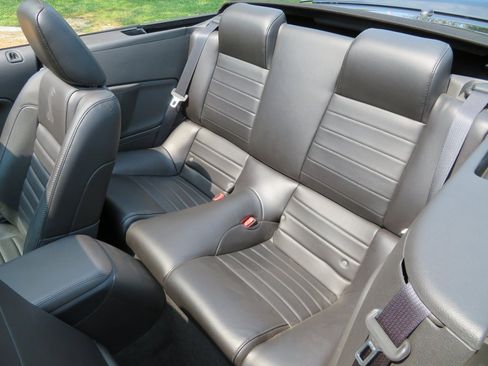 Used 2007 Ford Mustang Shelby GT500 image 17