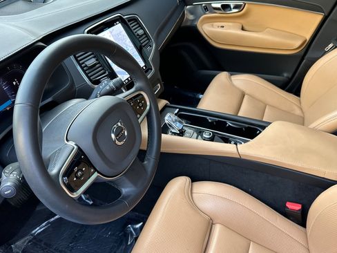 Certified 2023 Volvo XC90 B6 Ultimate image 14