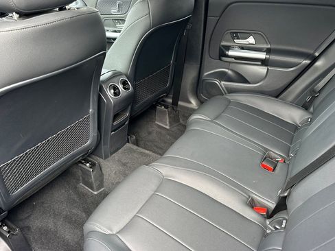 Certified 2025 Mercedes-Benz GLA 250 GLA 250 image 13