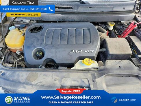 Used 2014 Dodge Journey SXT w/ Flexible Seating Group image 15