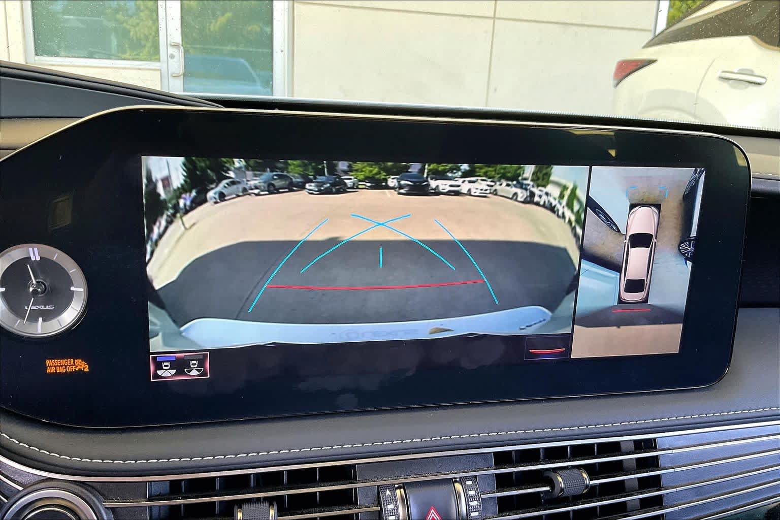Used 2022 Lexus LS 500 w/ Interior Upgrade Package RWD image 24