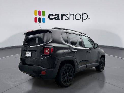 Used 2016 Jeep Renegade Latitude image 6
