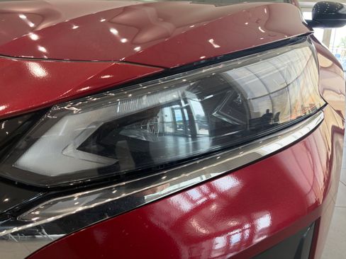 Used 2023 Nissan Altima 2.5 SR w/ SR Premium Package AWD/4WD image 9