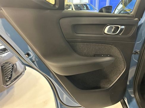 Certified 2023 Volvo XC40 B5 Plus w/ Driver Assist Package image 21