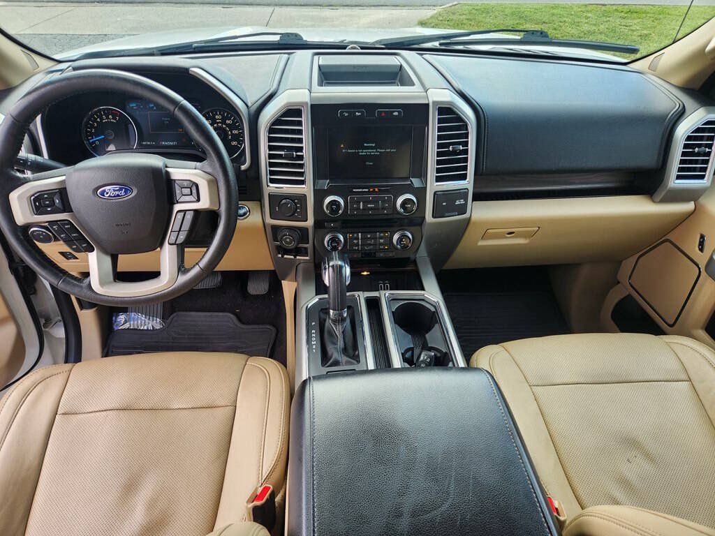 Used 2016 Ford F150 Lariat w/ Equipment Group 502A Luxury AWD/4WD image 16