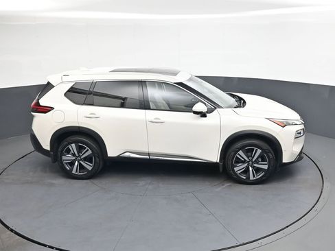 Used 2023 Nissan Rogue SL w/ SL Premium Package FWD image 31
