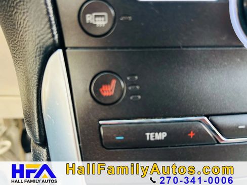 Used 2016 Ford Edge Titanium image 31