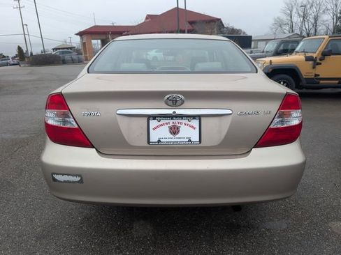 Used 2002 Toyota Camry image 5
