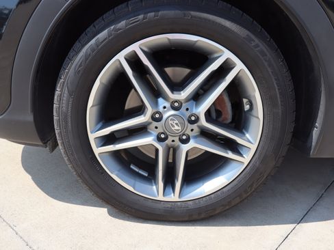 Used 2018 Hyundai Santa Fe Limited FWD image 32