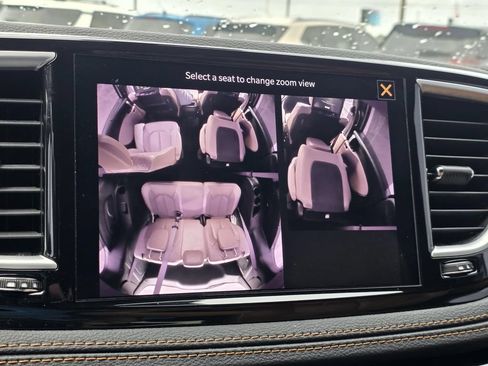 Used 2022 Chrysler Pacifica Pinnacle FWD image 26