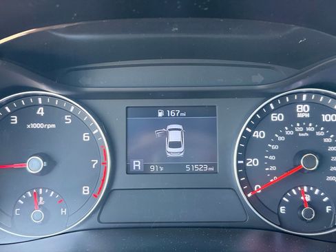 Used 2020 Kia Forte LXS FWD image 30