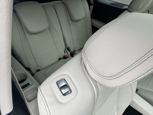 New 2026 Mercedes-Benz GLS 450 4MATIC image 19