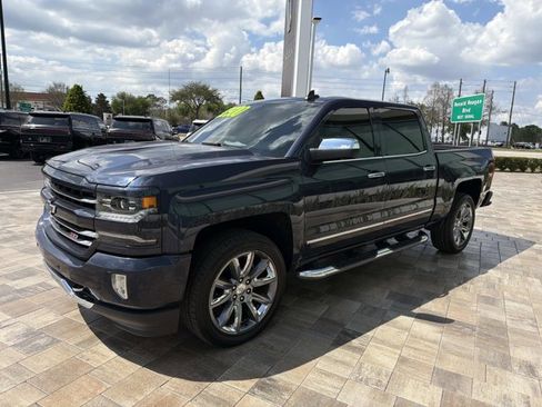 Used 2018 Chevrolet Silverado 1500 LTZ Z71 w/ Centennial Edition image 6