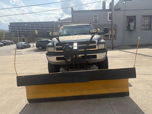 Used 2001 Dodge Ram 2500 Truck 4x4 Regular Cab image 2
