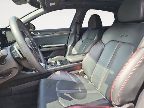 Used 2024 Kia K5 GT w/ GT1 Package image 9