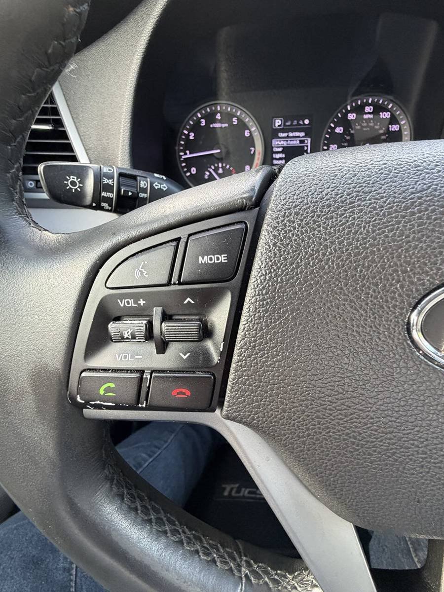 Used 2018 Hyundai Tucson Value w/ Cargo Package FWD image 29